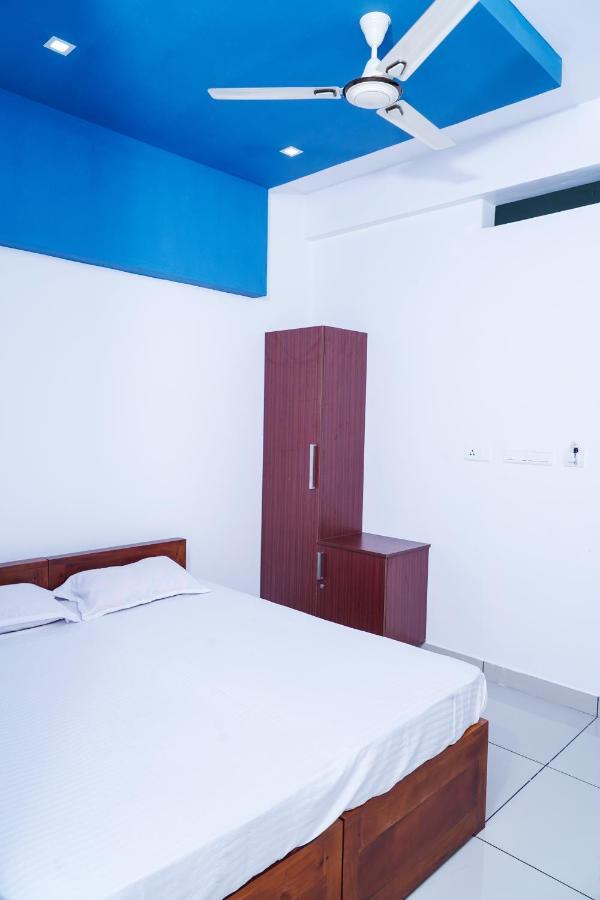 Thekkumpuram Residency Hotel Kondotty Exterior foto