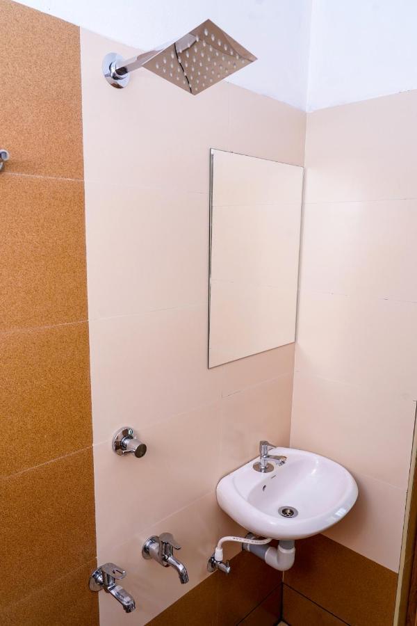 Thekkumpuram Residency Hotel Kondotty Exterior foto