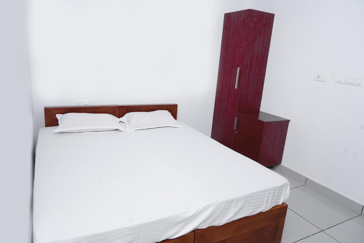 Thekkumpuram Residency Hotel Kondotty Exterior foto