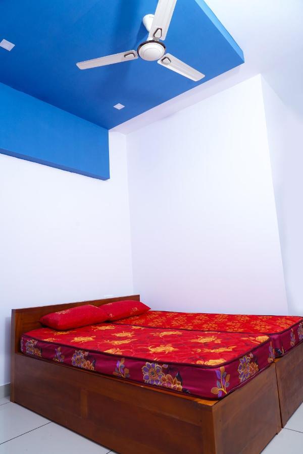 Thekkumpuram Residency Hotel Kondotty Exterior foto
