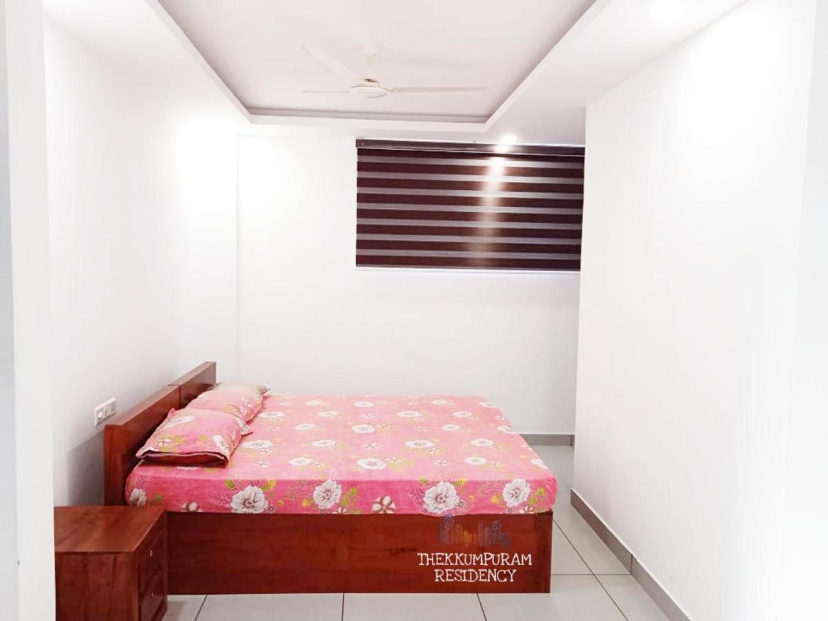 Thekkumpuram Residency Hotel Kondotty Exterior foto